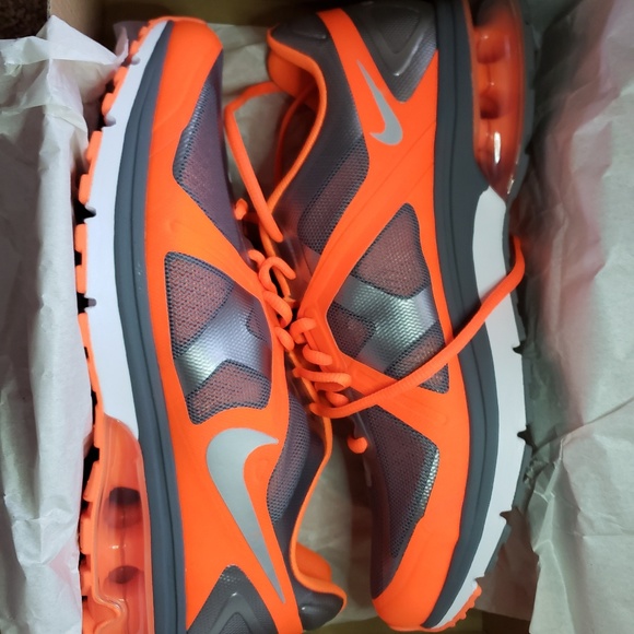 nike air max accelerate